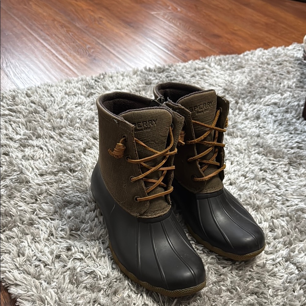 Sperry Black and Brown Winter Duck Boots